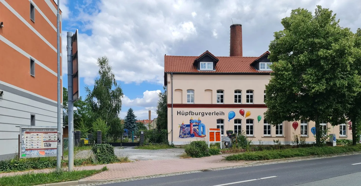 Hüpfburgverleih - Gebäude